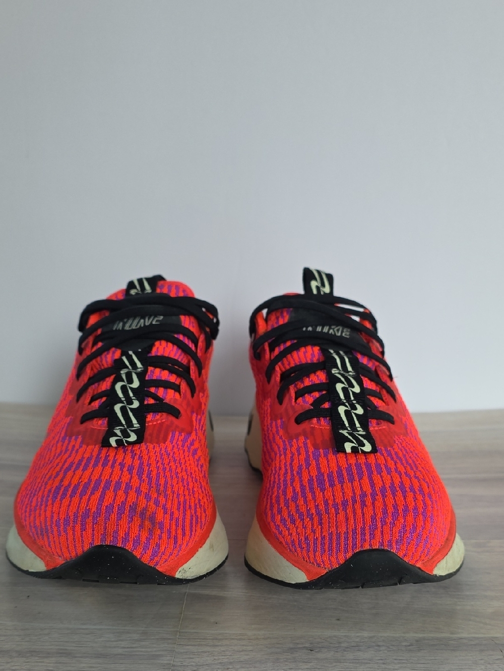 Nike Womens Motiva Walking Comfort Shoes – Vibrant Crimson Orange/Purple Knit 9 - Picture 7 of 11